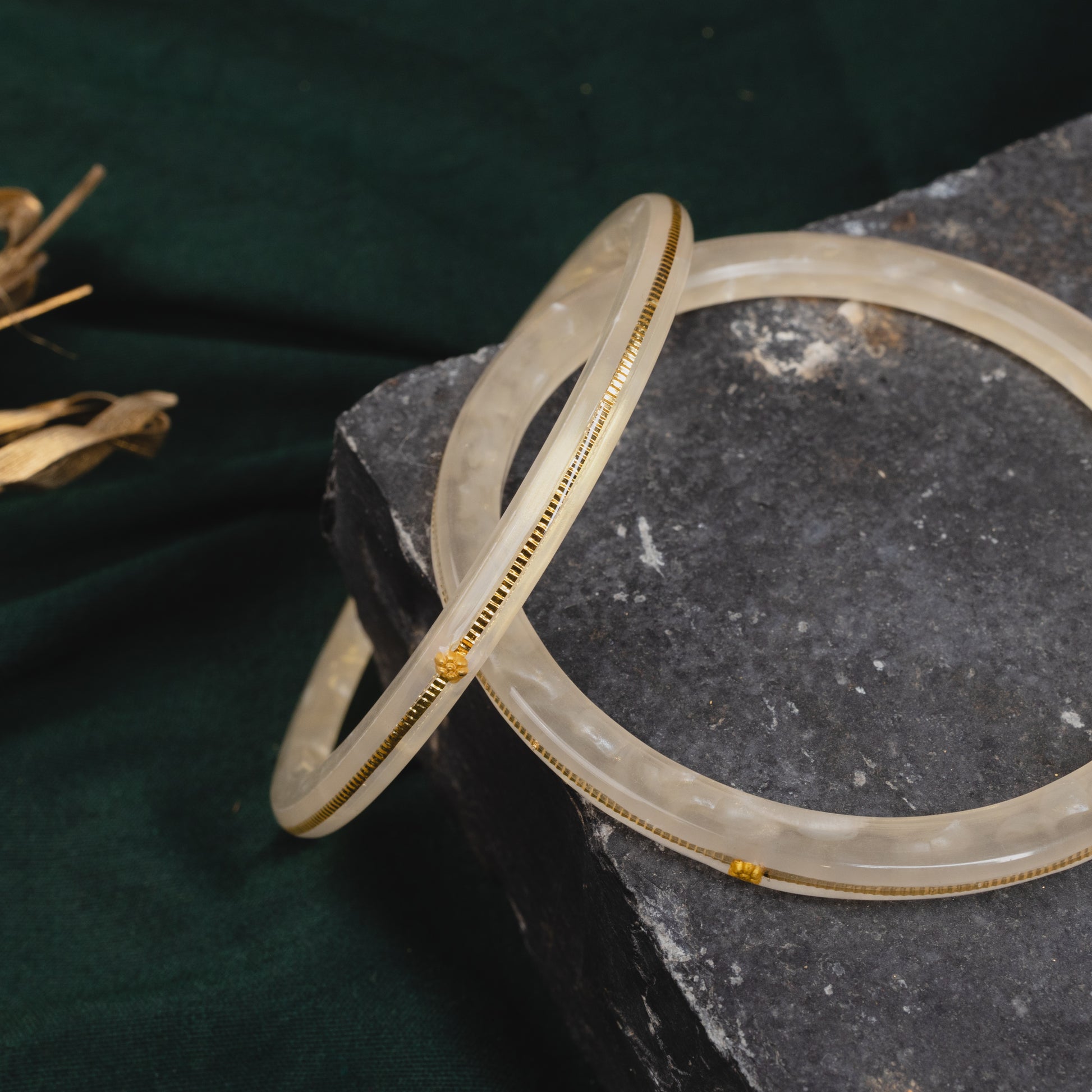 "Top view of Handmade 22kt (916) Yellow Gold Pola Bangles"