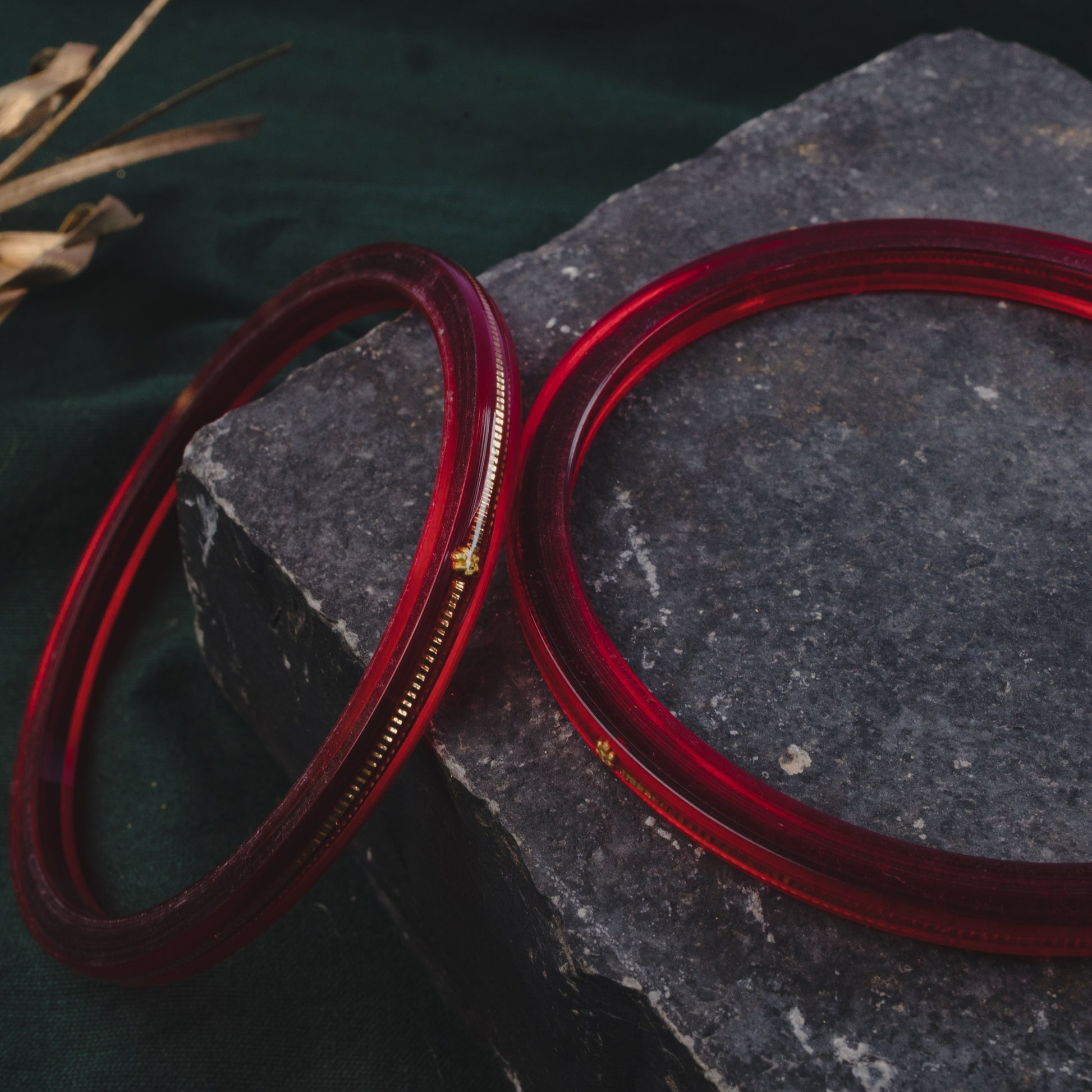 "Side view of Handmade 22kt (916) Yellow Gold Pola Bangles"