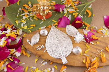 97%-99% Pure Silver Puja, Pooja Item Set | Combo of Pipal Paan, Tulsi, Laung (Clove), Supari, Flower, Badam(Almonds) and 9 pcs of Rice for Puja, Gift and Mandir | Silver, Set of 7 Items